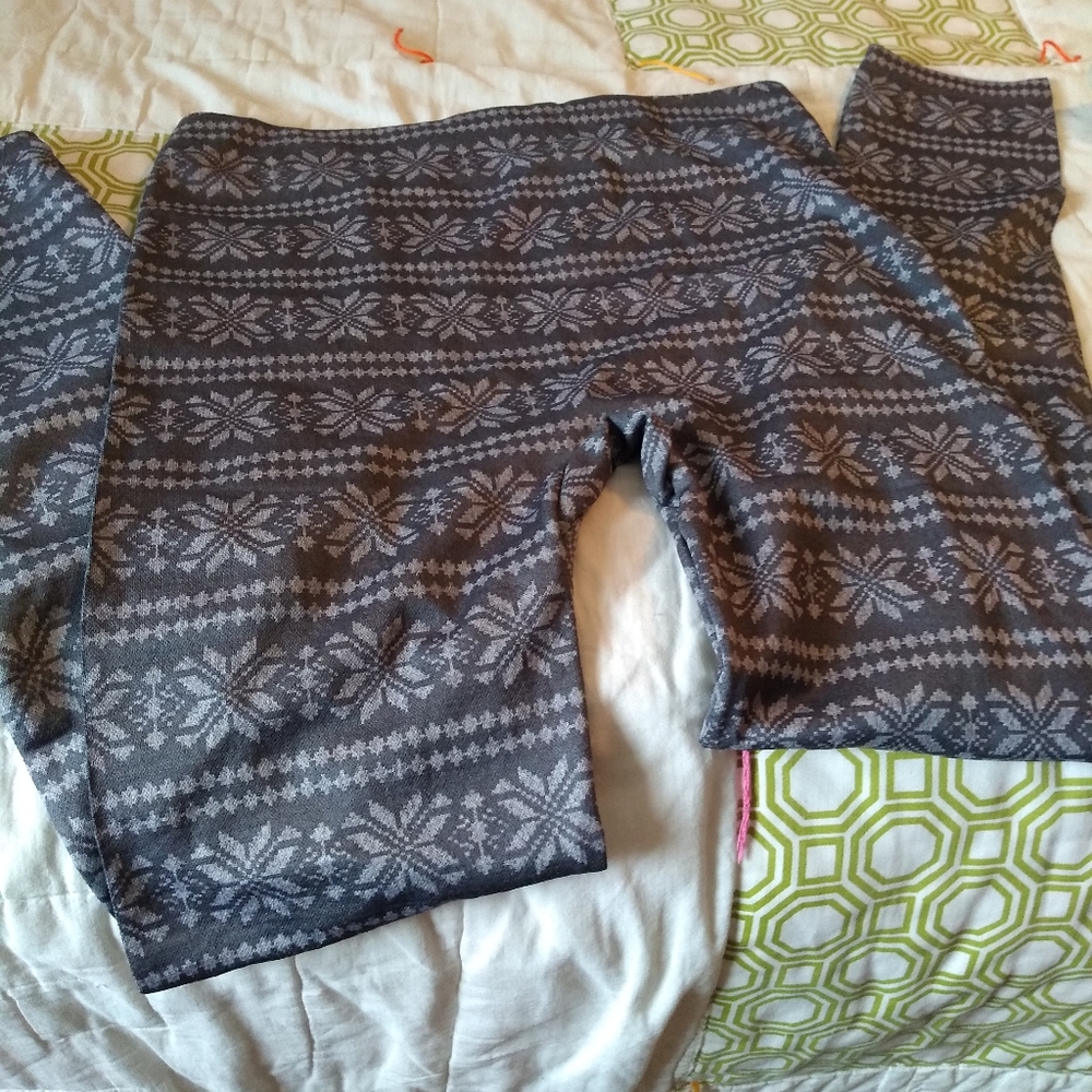 Muk Luks Leggings